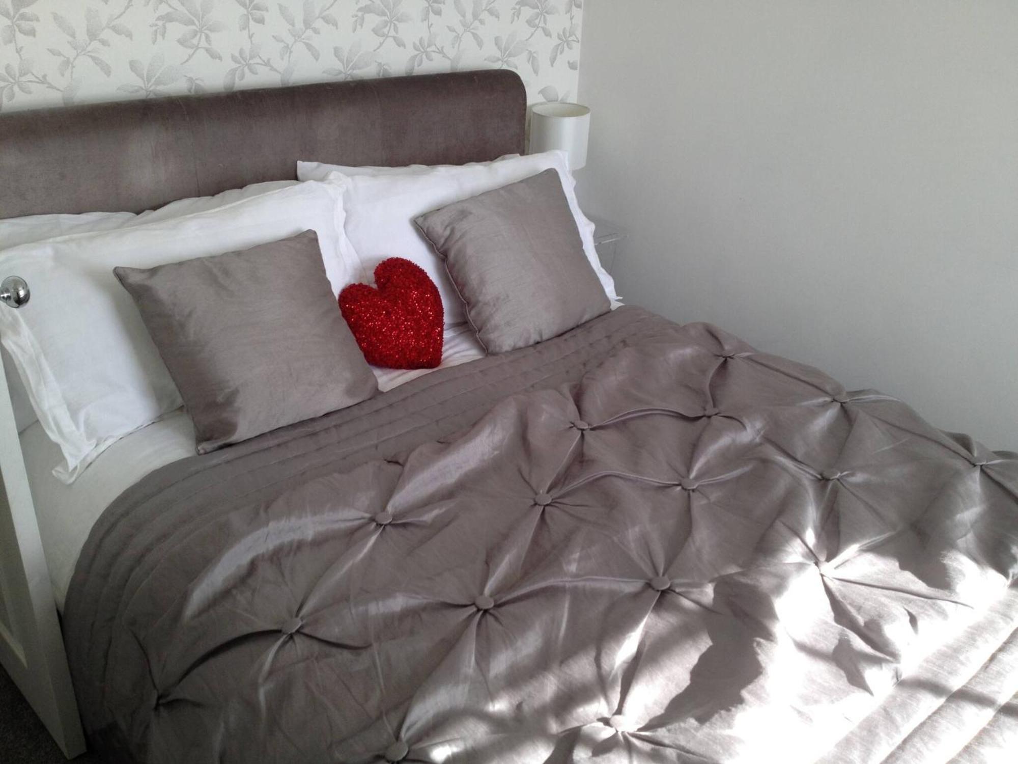 Seaview Regency Apartment With Private Parking Brighton Exterior foto